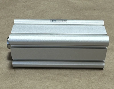 NEW SMC CDQ2B32-75DZ
