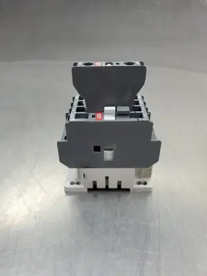 ABB A123010 28A 1000V Contactor w/CA510 Auxiliary Contact. 4A43