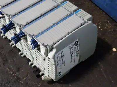 Used ALLEN BRADLEY 1769CRL3 Bus Bars & Plugs Ohio US | HGR 24 #801942