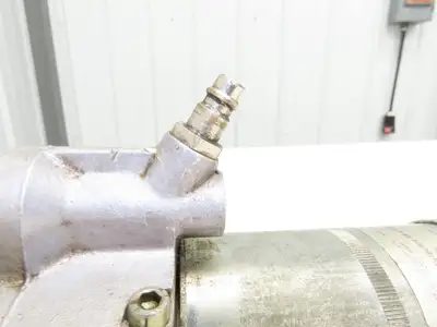 Flaco AM 4/F/200 Pneumatically Operated Medium-Pressure Lubricant Pump 80 Bar