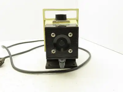 Wallace & Tiernan 94-100 Metering Pump 115VAC 0.9A 100 Psi 20 GPD