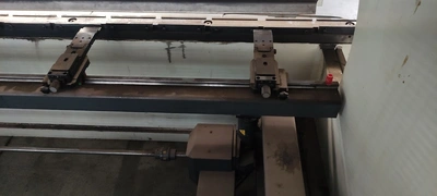 BAYKAL 4-axis CNC Hydraulic Press Brake, in good working condition, visible under power