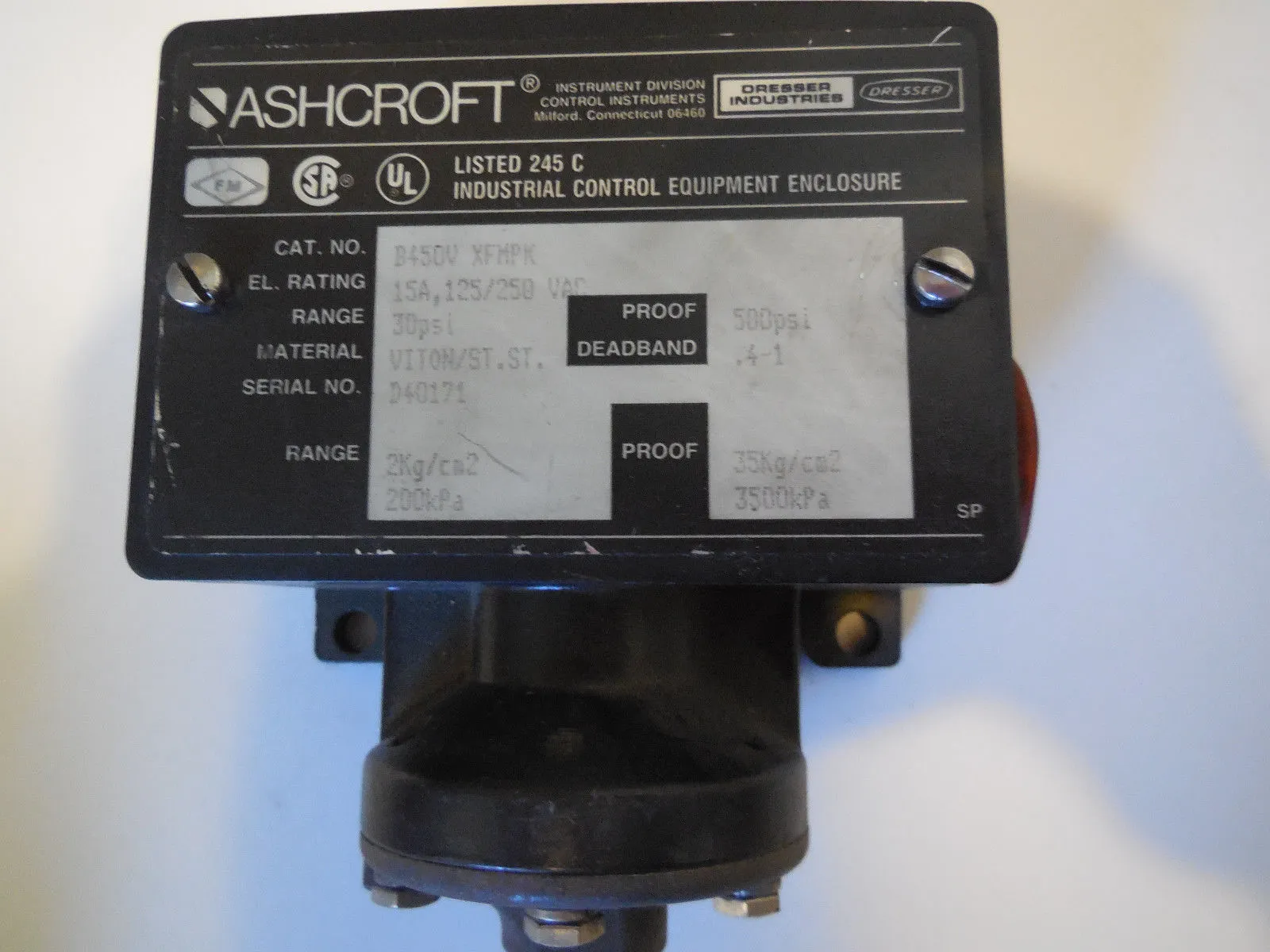 USED ASHCROFT B450V-XFMPK PRESSURE SWITCH B450VXFMPK