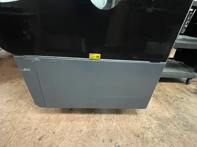 Used Fri Jado Used Fri Jado CLD25 Heated Grab & Go Air Curtain Merchandiser Display Warmer 220V Heated Cabinets & Displays Illinois US | Falcon Restaurant Supply #1376049