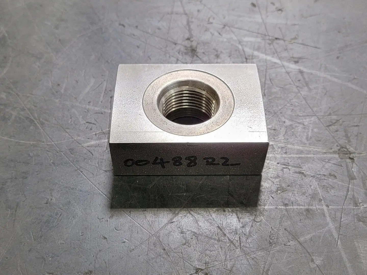 F-12 ORB X -16 Code 61 Flange Block 3/4" x 1" 4-Bolt