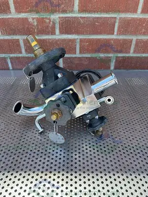 USED 4 ITT PURE FLO STAINLESS STEEL DIAPHRAGM VALVE W/ 1/2" - 1 1/2 SANITARY FITTINGS