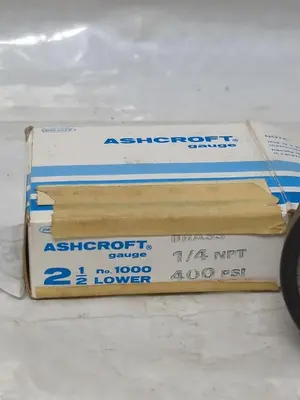 New | in-Stock ASHCROFT 1000 Universal Pressure Meters Ohio US | Surplus Asset Holdings #1249609
