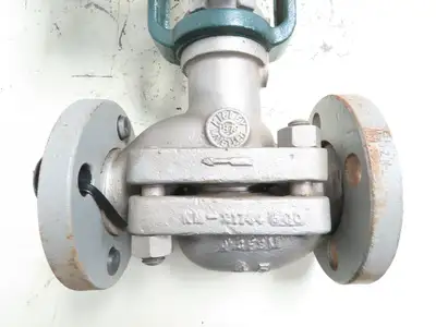 Mueller 1350-02 Diaphragm Actuator Control Valve 1-1/2" Flanged w/ Positioner