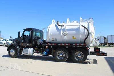 Used 2019 PETERBILT 567 Tractors & Trailers Texas US | Roll Off Truck World #1486370