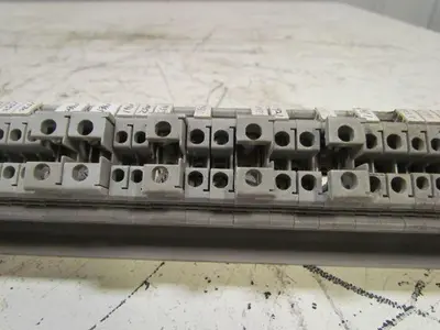 Phoenix Contact 35mm Din Rail Mount Terminal Blocks 48"Long 74 Componets