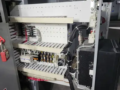 USED 2002 SQUARE D NG44D
