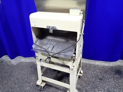 Bread Slicer