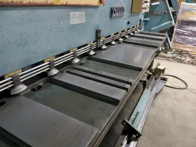 3/16" x 10 ft. Amada Mechanical Power Shear Model M-3045