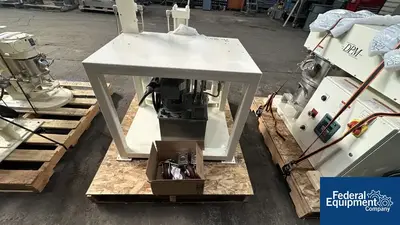 USED Ross 4 Gal Ross Mixer, Model DPM-4 with DS-4 Press
