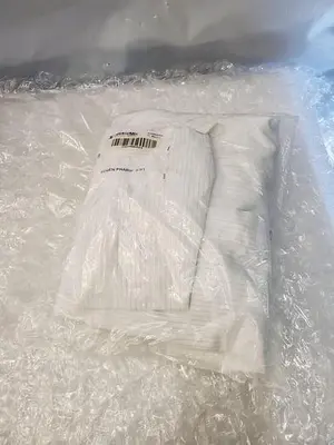 ARAMARK CLEANROOM SERVICES LARGE 1285-12