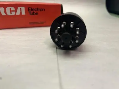 USED RCA 5692