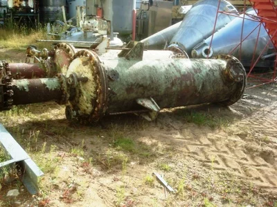 Columns 760 Dia.X 3000 Mm Tall, S/S