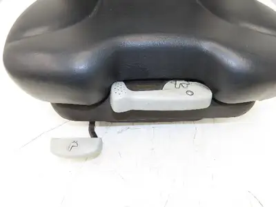Grammer Forklift Seat Black Vinyl Adjustable Removed From Linde 0015225372