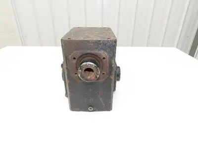 Grove Gear HMQ226-1 Worm Gearbox 20:1 Reducer 2.37Hp 87.5rpm 140TC Dual Shaft