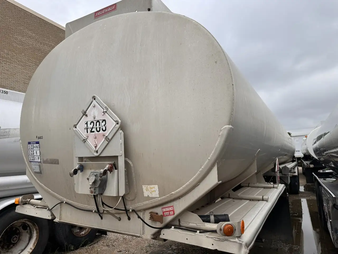 Used 1989 FRUEHAUF 306 AL Tanker Trailers Texas US | MCO Truck & Equipment #1513807