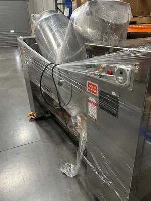USED 2024 CAPSULCN V-300