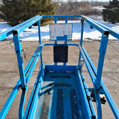 USED 2017 Genie GS-2632