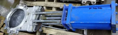 TL knife gate valve with actuator size 14"
