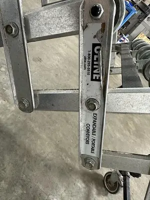 ULINE Expandable Conveyor