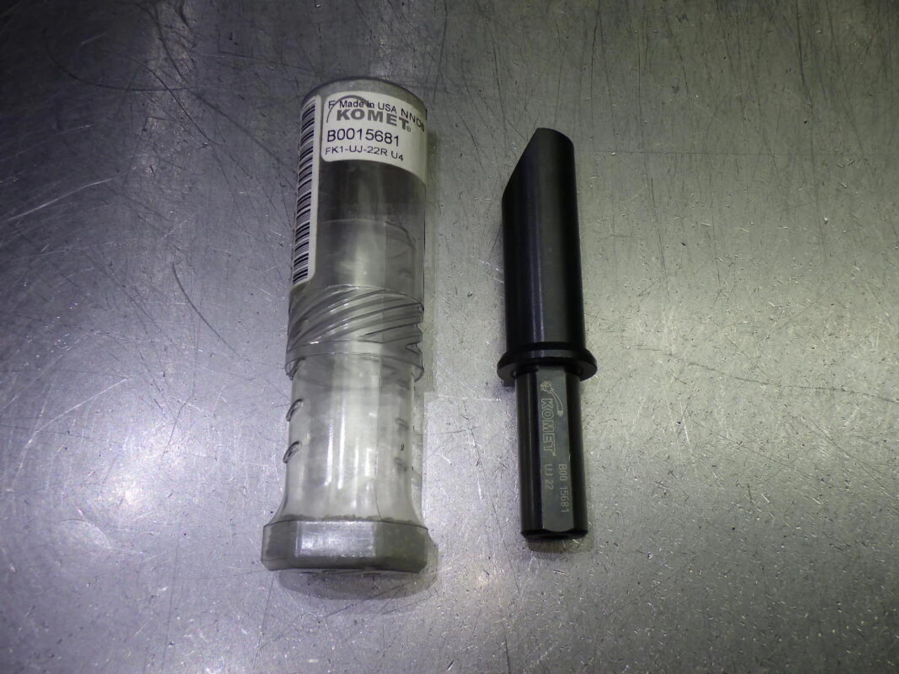 Komet Coolant Thru Indexable Boring Bar 16mm Shank B00 15681 (LOC2793D)