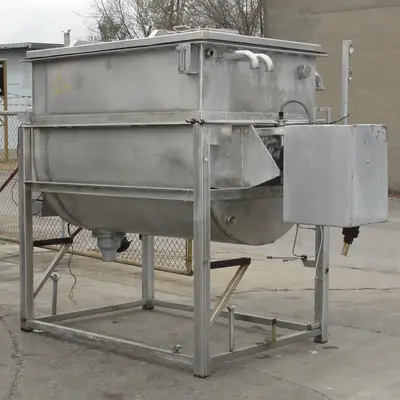 SPC6926  Kettle 650 gallon L & A Engineering processor kettle, agitator rotating tubular spiral, Stainless Steel, 60 sq.ft heat exchanger