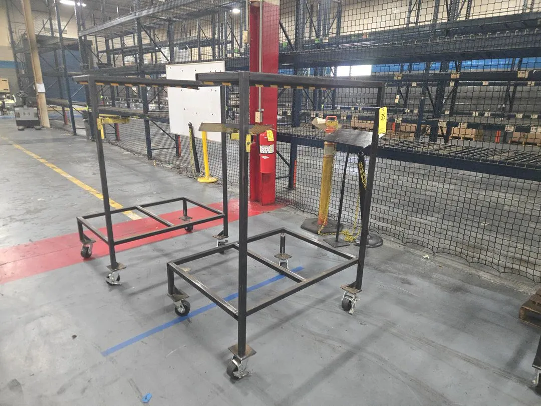 (1)Rolling Pallet Stand
