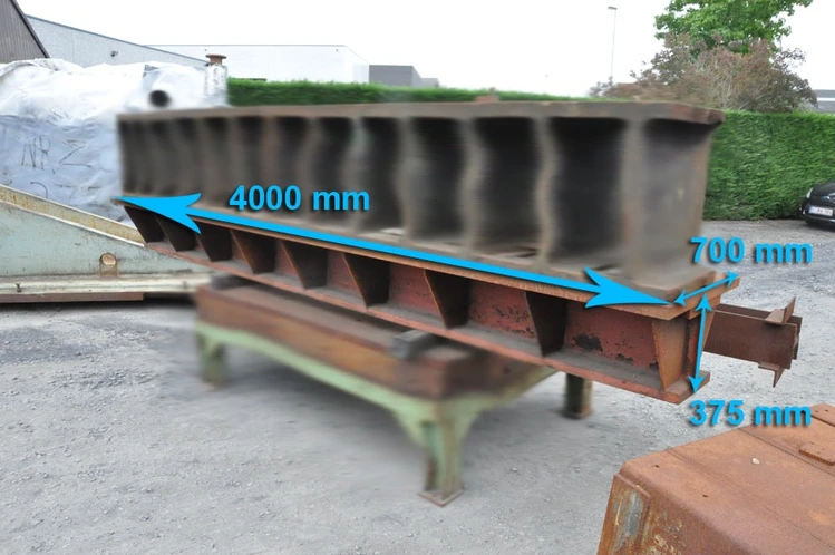 Used CLAMPING BLOC 4000 X 700 X 375 MM Angle Plates BE | Apt International N.V #366360