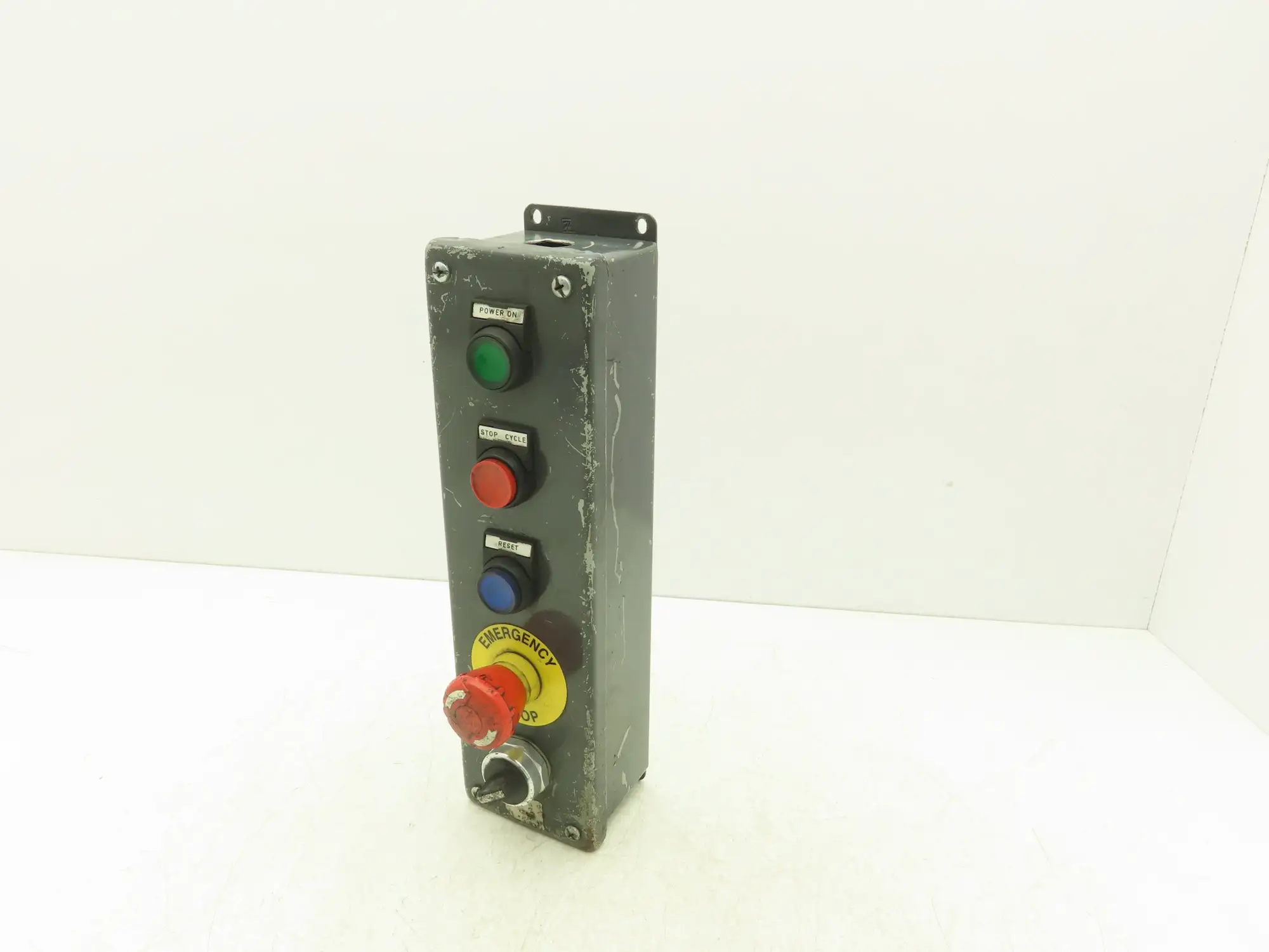 Hoffman E5PBG Pushbutton Electrical Enclosure 5 Hole 22/30mm Pushbutton E-Stop