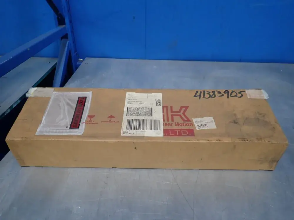 NEW THK SHS25C2UU+460LII