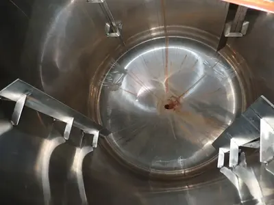 400 Gallons S/s Tank W/agitator