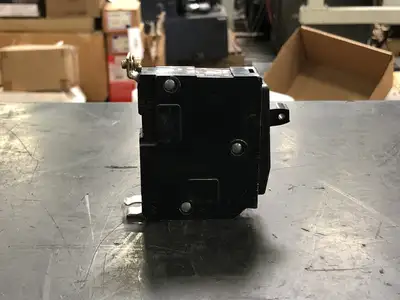 USED SQUARE D QOB115