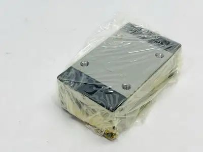 R162289420 | Bosch Rexroth  Ball Runner Block Carbon Steel KWD-020-SNS-C0-N-1 - New Other