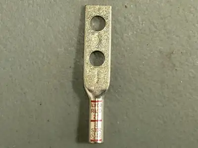 2 Hole Compression Lug 8 STR Red 21 (Box of 44)