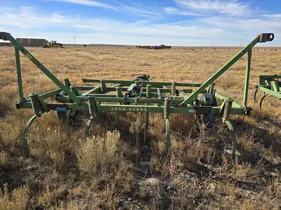 USED JOHN DEERE 1600