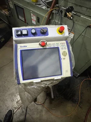 2013 YUSHIN RCSII-400-19-13 ROBOTS | INJECTION DEPOT GROUP (3)
