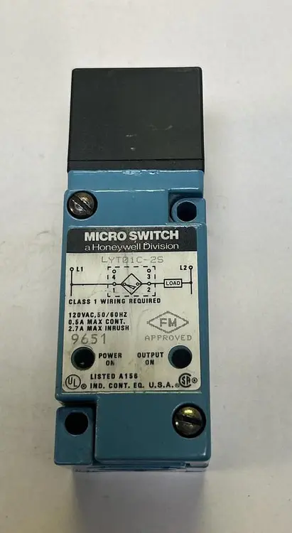 Used HONEYWELL LYT01C-2S Miscellaneous Equipment (Electrical & Power) | Surplus Asset Holdings #1188828