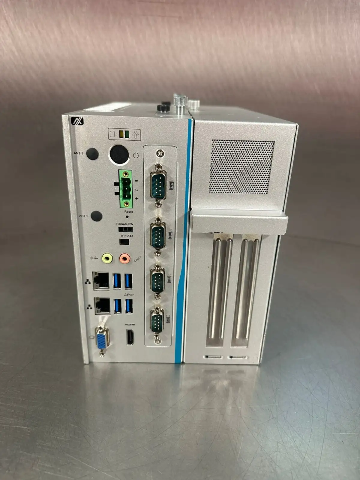 Axiomtek IPC962-511-DC-FL Fanless Computer 24Vdc 5A (9.43)