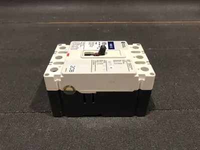 Used ALLEN-BRADLEY 140U-I3C3-C30 Switchgears British Columbia CA | Lenmark #244295