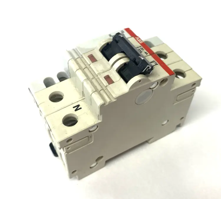 Used ABB Circuit Breaker 2-Pole w/ Auxiliary Contact Circuit Breakers Michigan US | Maverick Industrial Sales #1389424