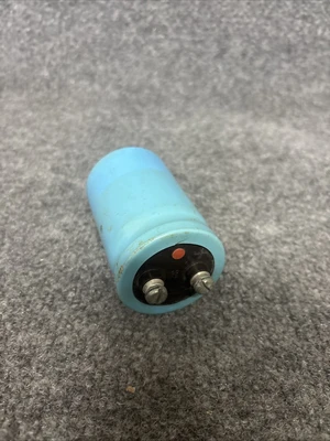 Used Mallory CGS133U050V3C Capacitors California US | Davliegogo LLC #1706165