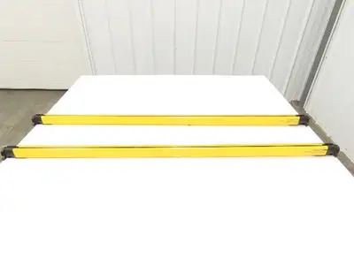 Keyence GL-R60H Safety Light Curtain Transmitter & Receiver Set 25mm 1180mm 15m