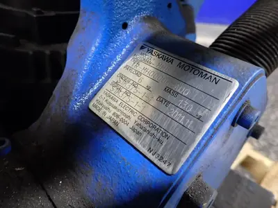 USED 2011 YASKAWA MOTOMAN MOTOMANMH6