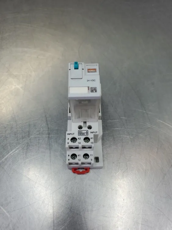 Used Magnecraft 782XBXM4L / 782-2C-SKT Relays & Switches | Palmetto Automation #1152695
