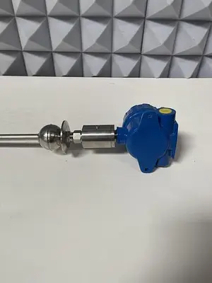 NEW APG MPX/E LEVEL AND TEMPERATURE TRANSMITTER 45PSI