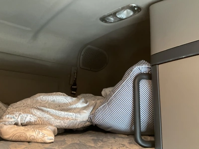 USED 2016 FREIGHTLINER CASDCADIA